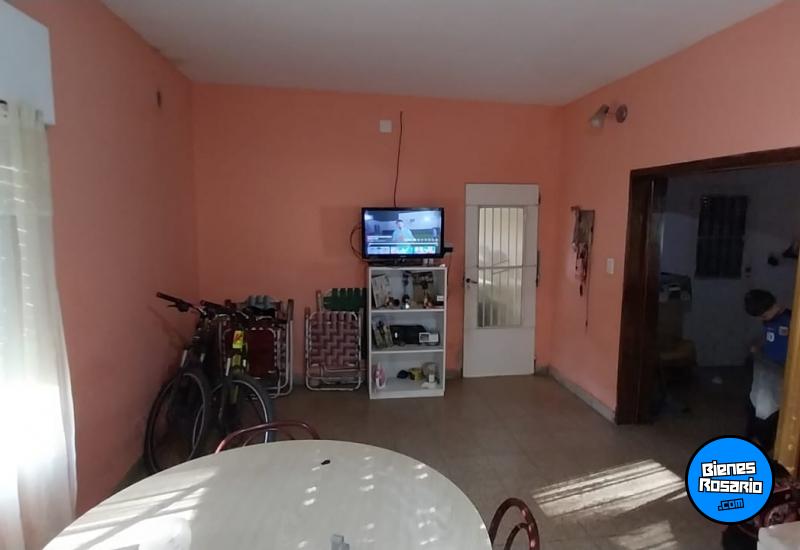 Casas - Alvarez - Venta