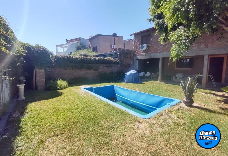 Casas - Rosario -  Alquiler