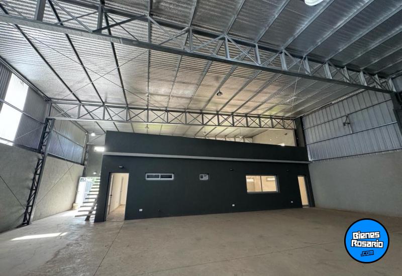 Galpones / Depósitos - Roldan - Venta