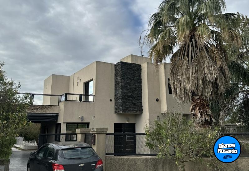 Casas - Funes - Venta