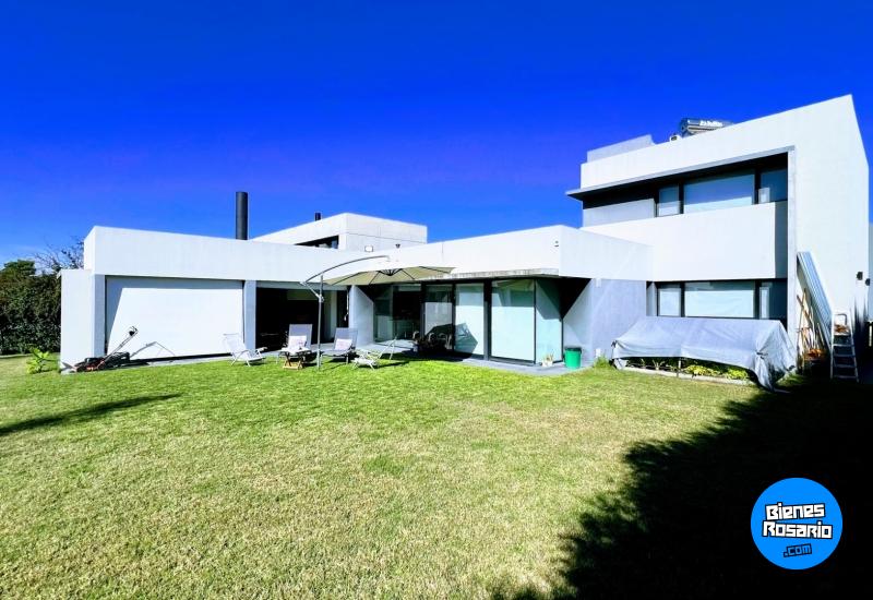 Casas - Funes - Venta
