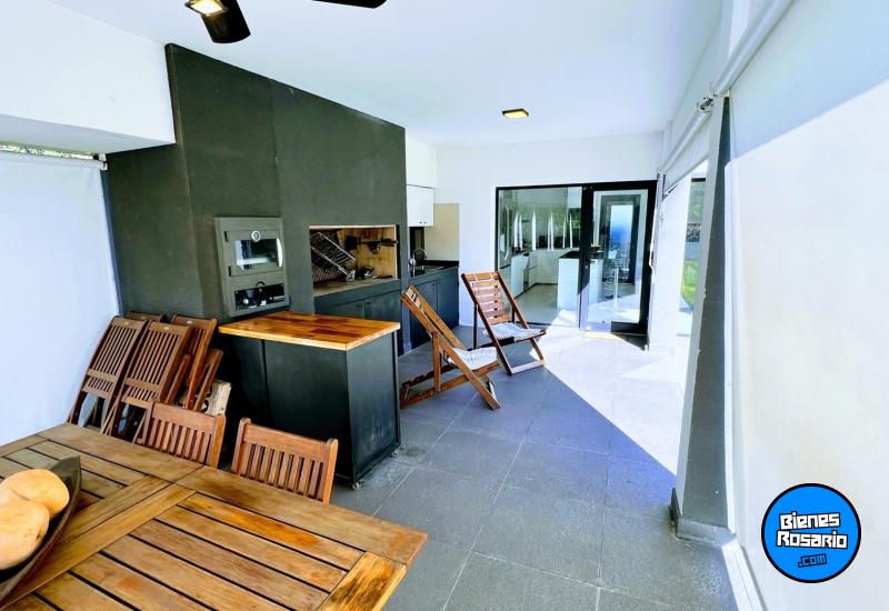Casas - Funes - Venta