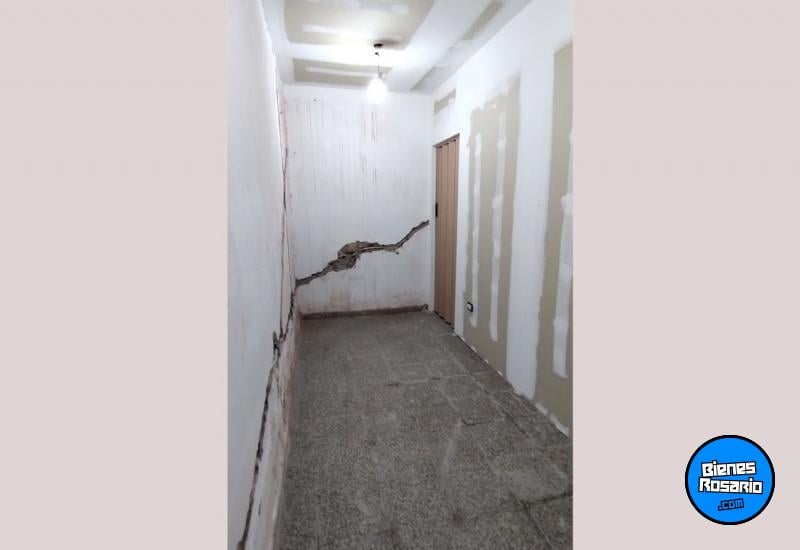 Departamentos de pasillo - Rosario - Venta