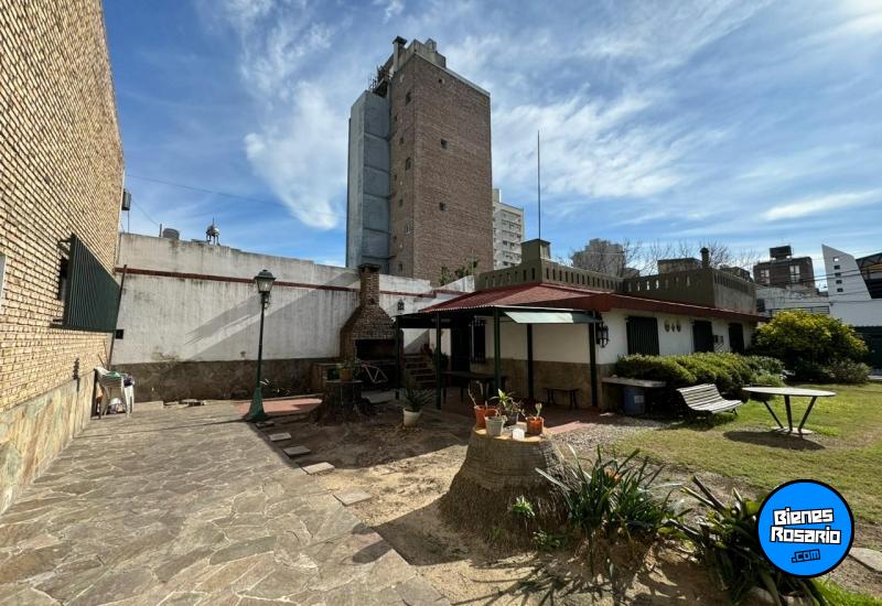 Galpones / Depósitos - Rosario - Venta