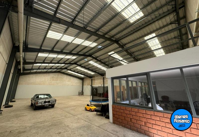 Galpones / Depósitos - Rosario - Venta