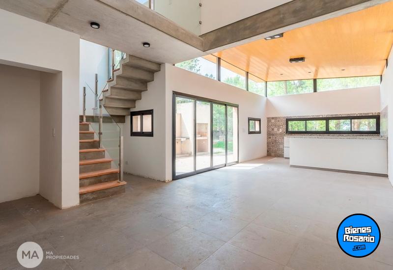 Casas - Funes - Venta