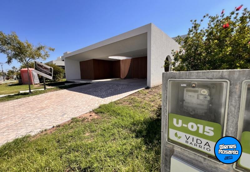 Casas - Funes - Venta