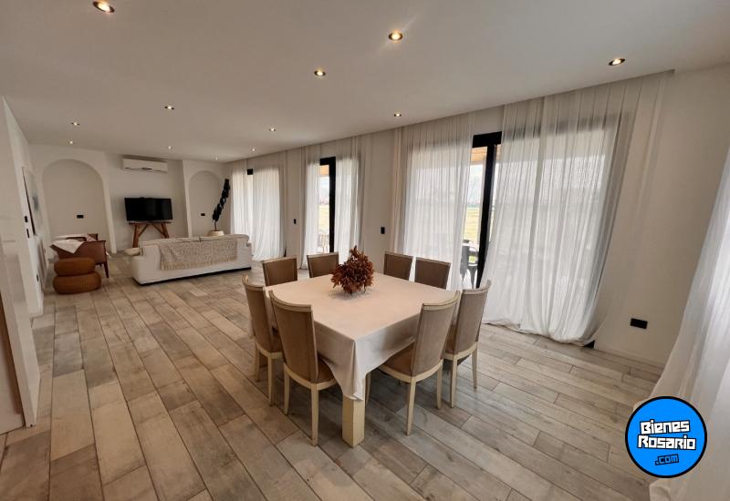 Casas - Funes - Venta