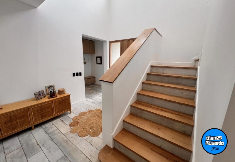 Casas - Funes - Venta