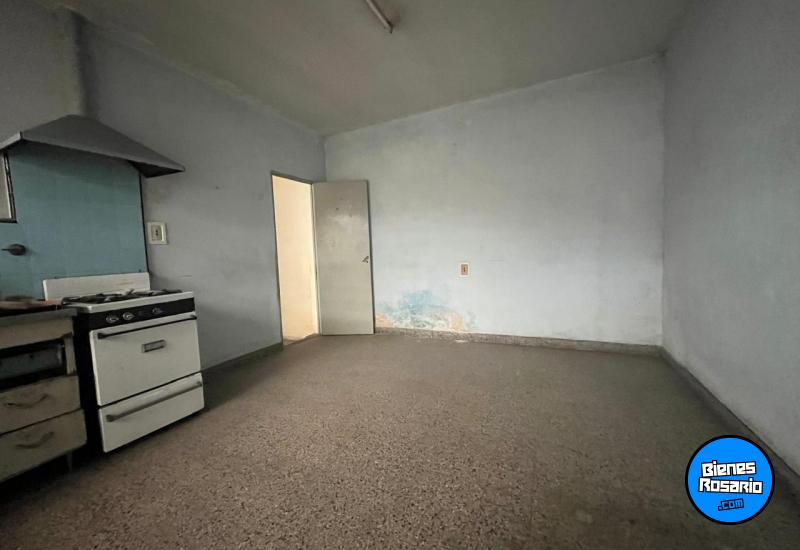 Departamentos de pasillo - Rosario - Venta