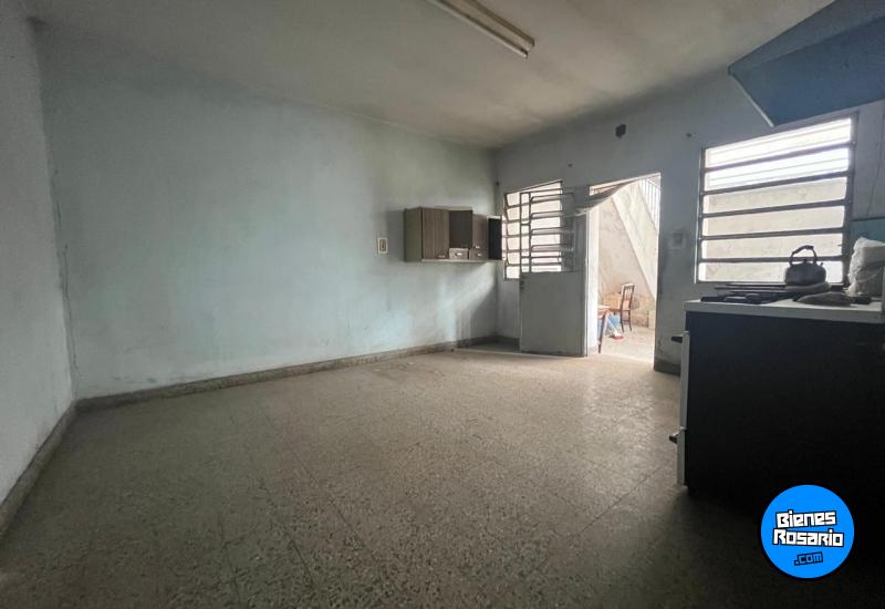 Departamentos de pasillo - Rosario - Venta