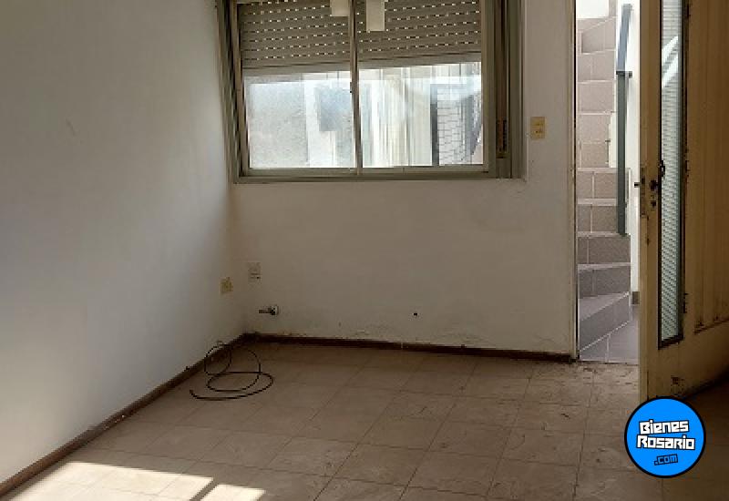 Departamentos de pasillo - Rosario - Venta