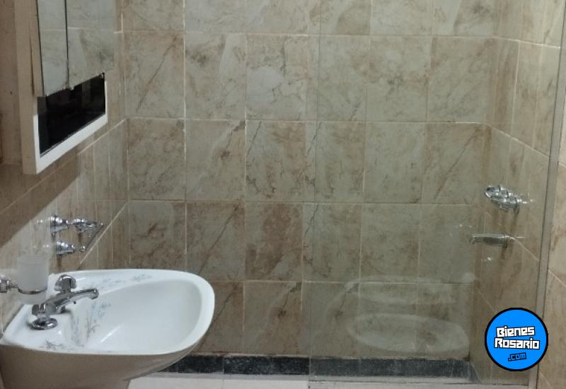 Casas - Rosario -  Alquiler