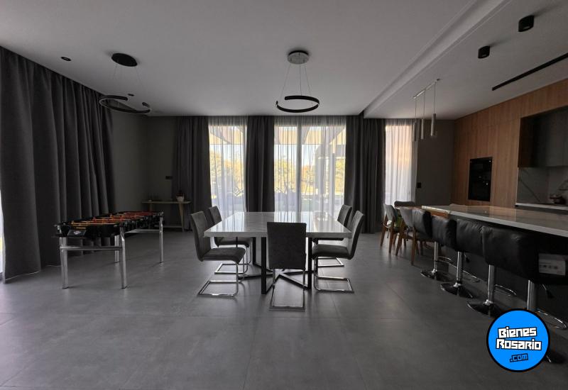 Casas - Funes - Venta