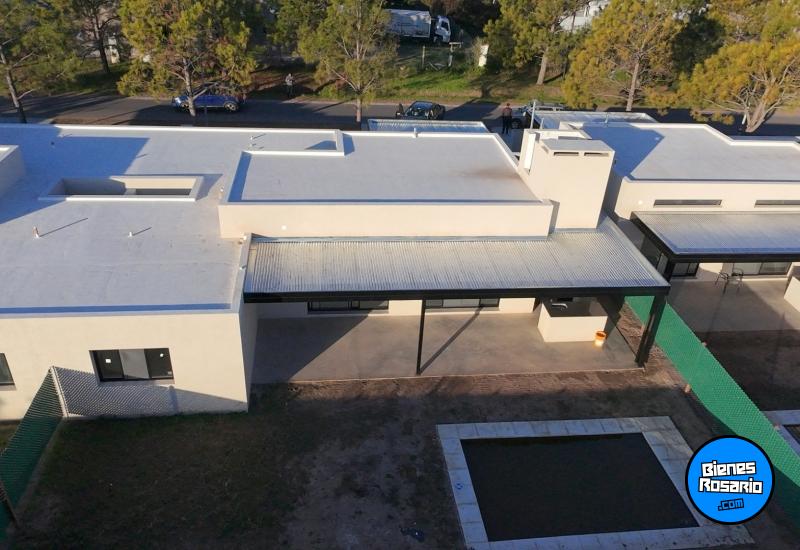 Casas - Funes - Venta