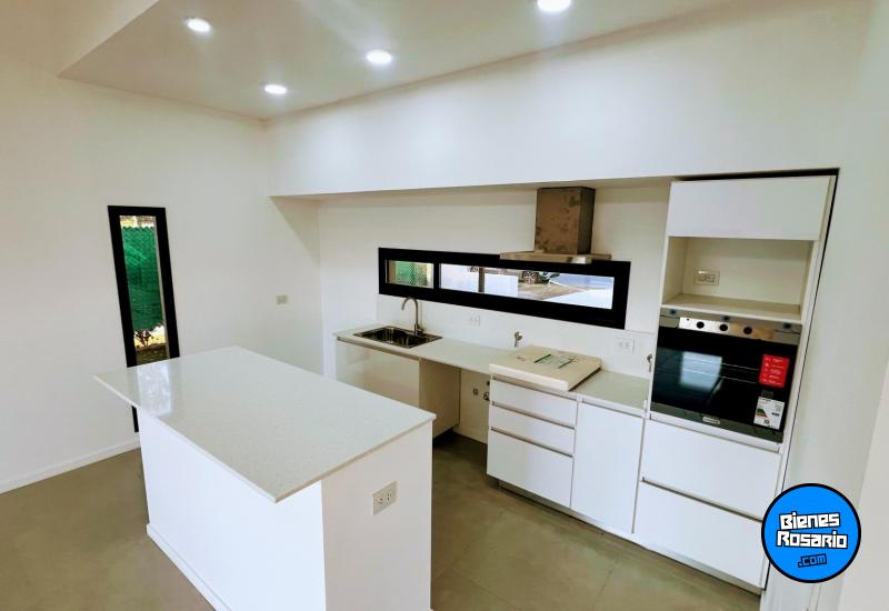 Casas - Funes - Venta