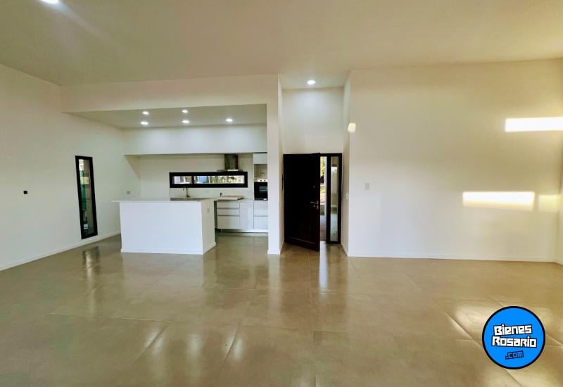 Casas - Funes - Venta