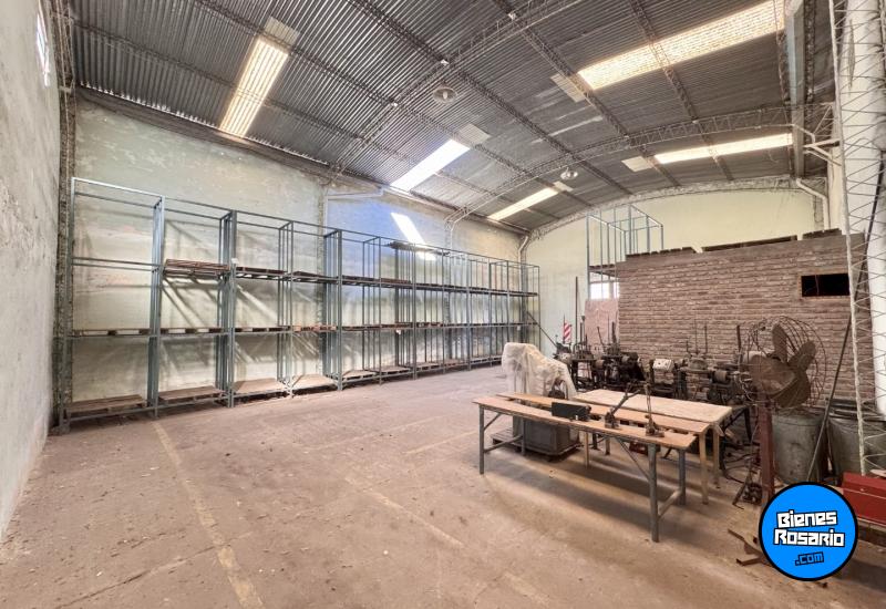 Galpones / Depósitos - Rosario - Venta