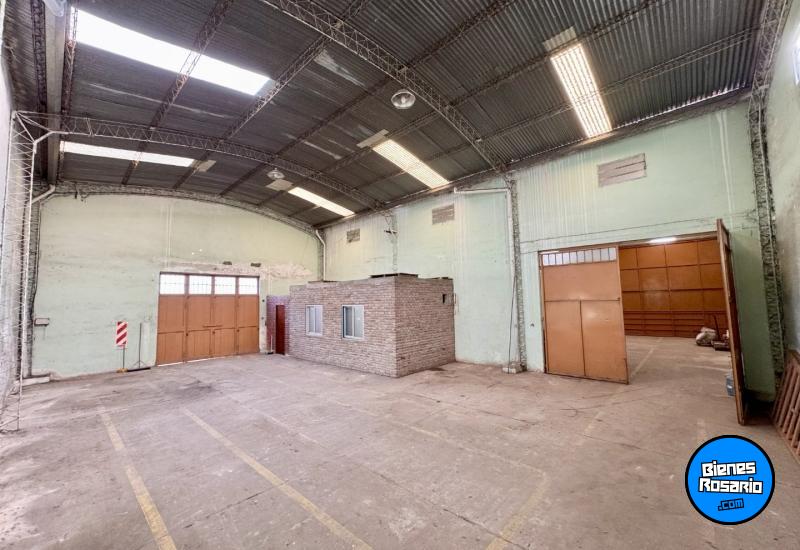 Galpones / Depósitos - Rosario - Venta