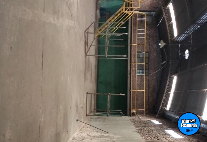 Galpones / Depósitos - Rosario - Venta