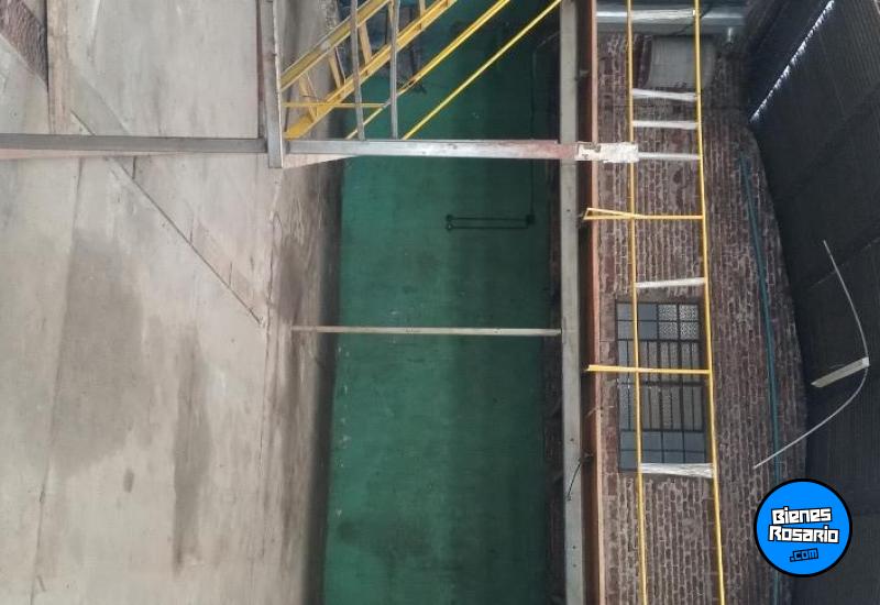 Galpones / Depósitos - Rosario - Venta