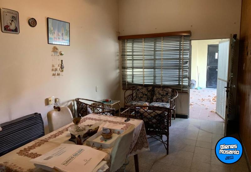 Casas - Rosario -  Alquiler