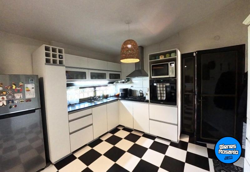 Casas - Funes - Venta