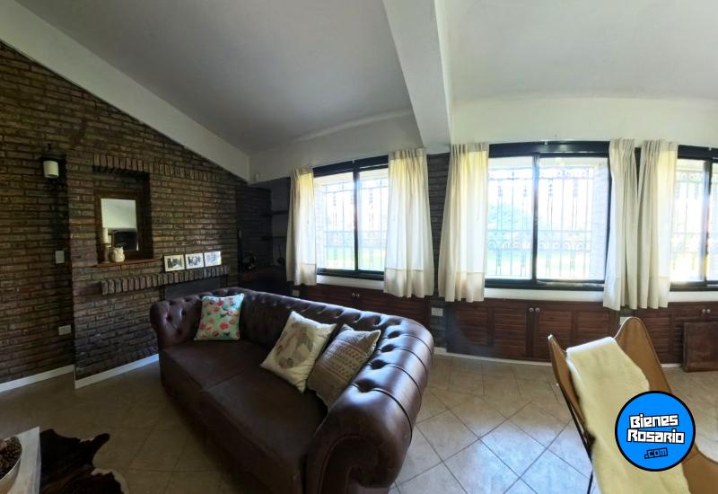 Casas - Funes - Venta