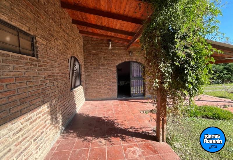 Casas - Funes -  Alquiler