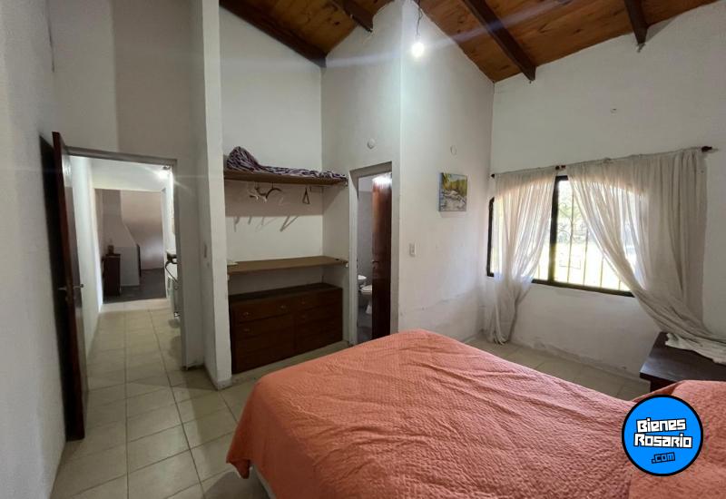Casas - Funes -  Alquiler