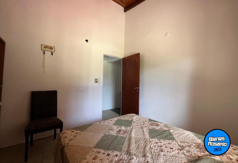 Casas - Funes -  Alquiler