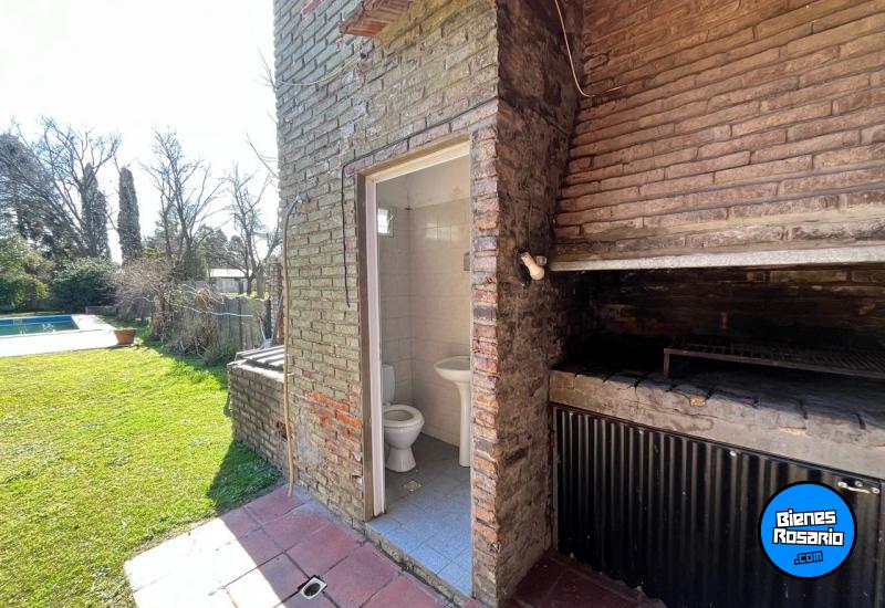 Casas - Funes -  Alquiler