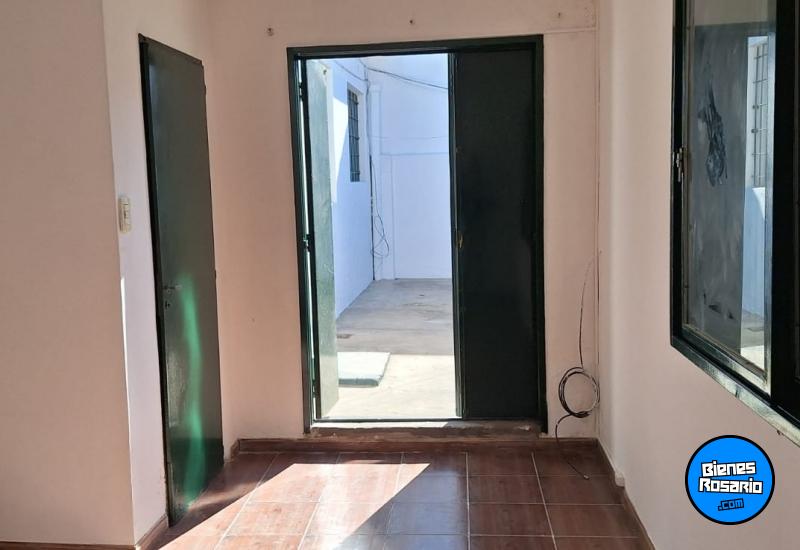 Departamentos de pasillo - Rosario - Venta
