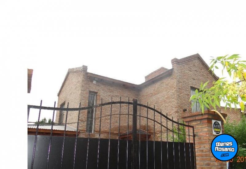 Casas - Rosario -  Alquiler