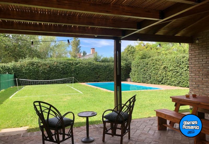 Casas - Rosario -  Alquiler