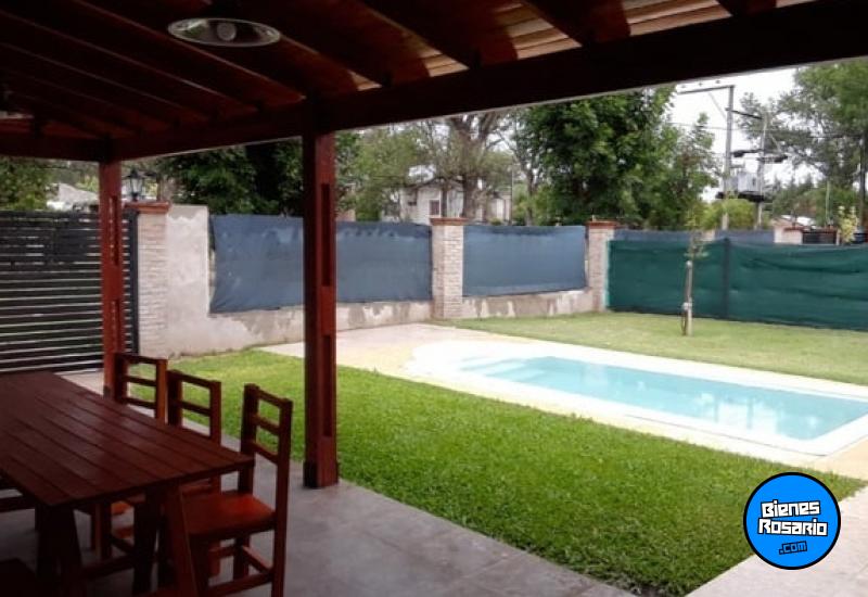 Casas - Pueblo Esther -  Alquiler