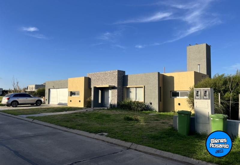 Casas - Funes - Venta
