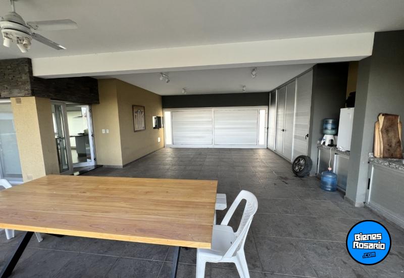 Casas - Funes - Venta