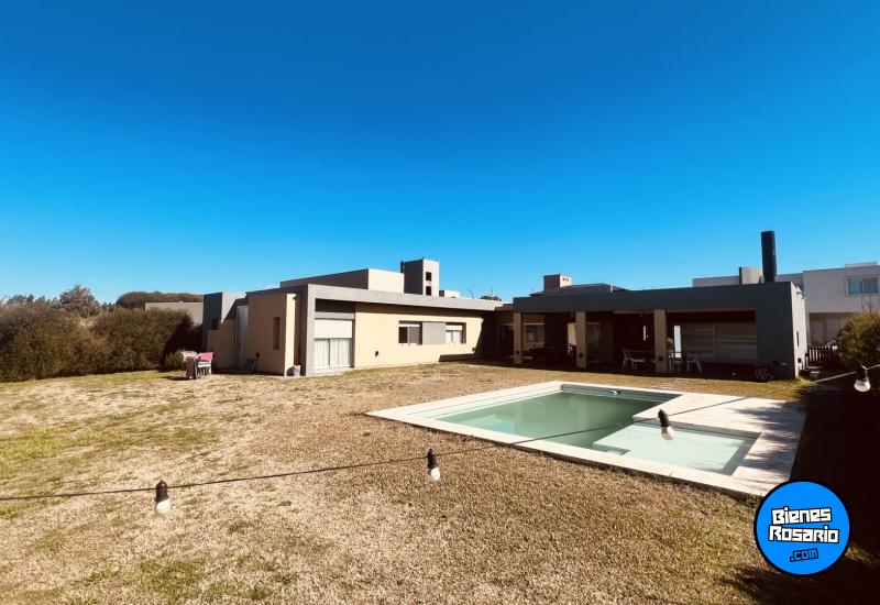 Casas - Funes - Venta