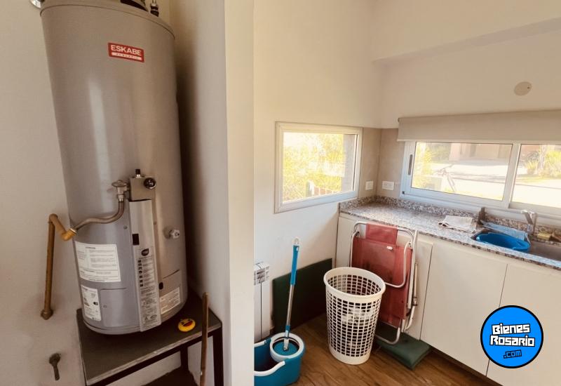 Casas - Funes - Venta