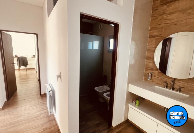 Casas - Funes - Venta