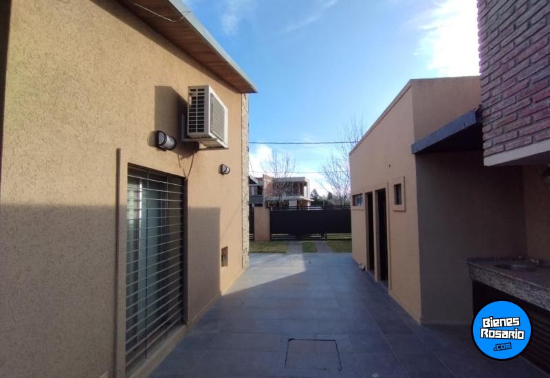 Casas - Funes - Venta