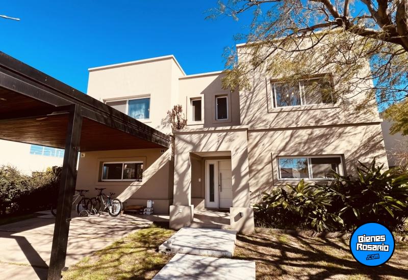 Casas - Funes - Venta