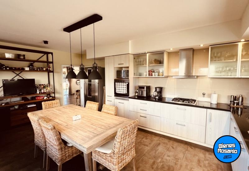 Casas - Funes - Venta