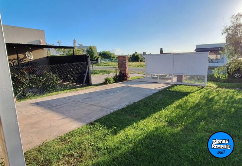 Casas - Funes - Venta