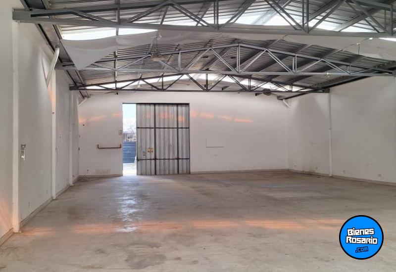 Galpones / Depósitos - Rosario - Venta