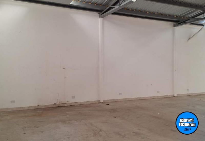 Galpones / Depósitos - Rosario - Venta