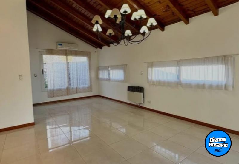 Casas - Funes - Venta