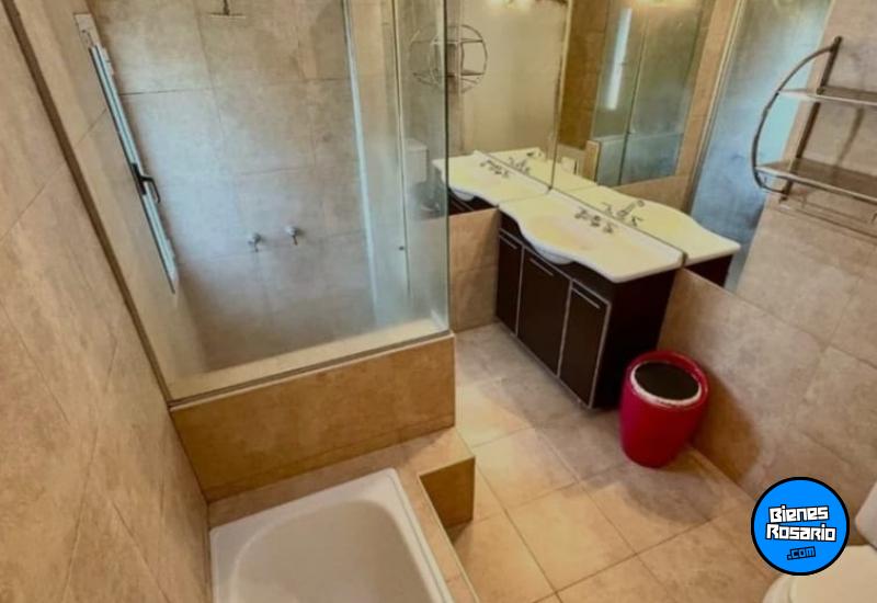 Casas - Funes - Venta