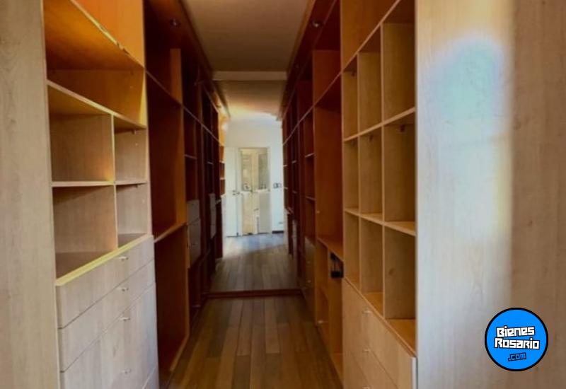 Casas - Funes - Venta